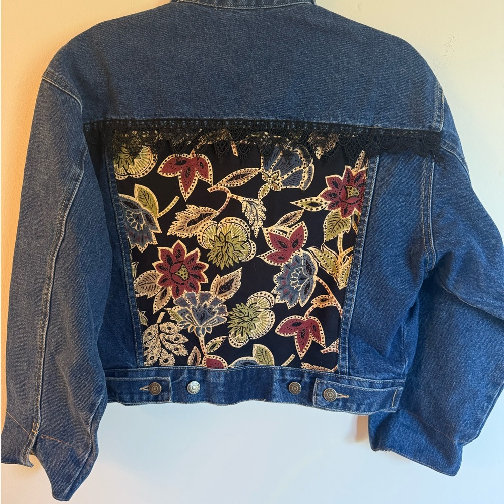 Wahala Art to wear Denim Jacket S Floral Colorful Boho 100% cotton